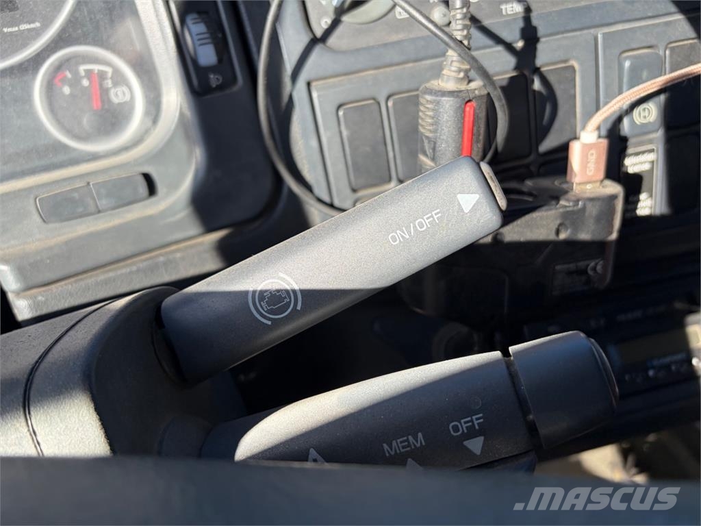 MAN TGA 28.350 6X4-4 BL شاحنات بمقصورة وهيكل