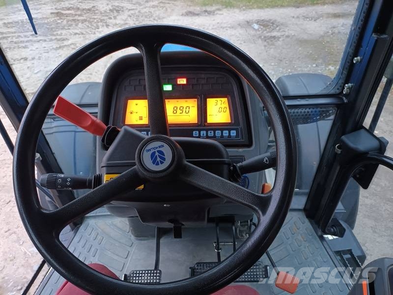New Holland TM 120 RC الجرارات
