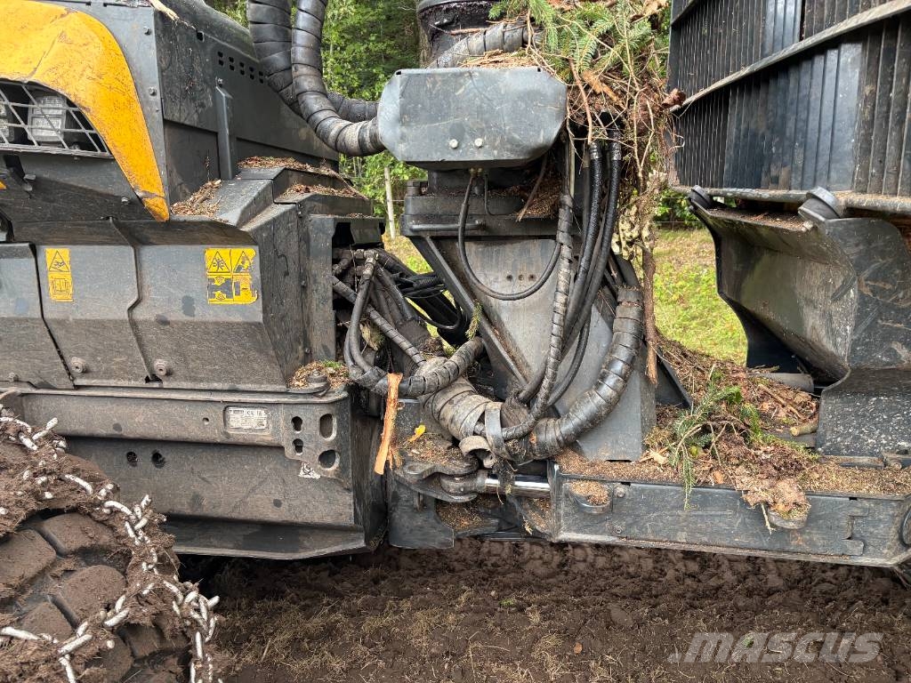 Ponsse WISENT 8W Forwarder