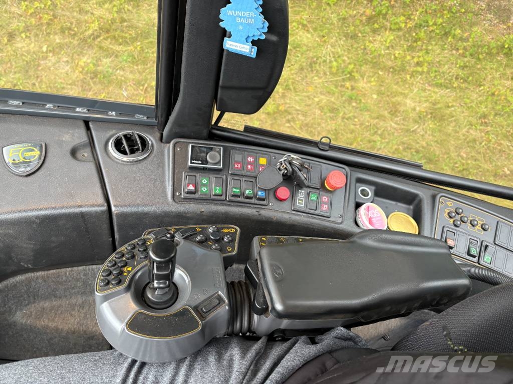 Ponsse WISENT 8W Forwarder