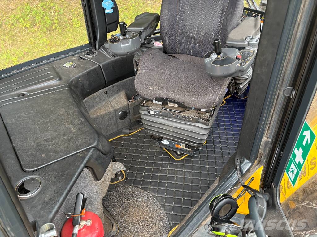Ponsse WISENT 8W Forwarder