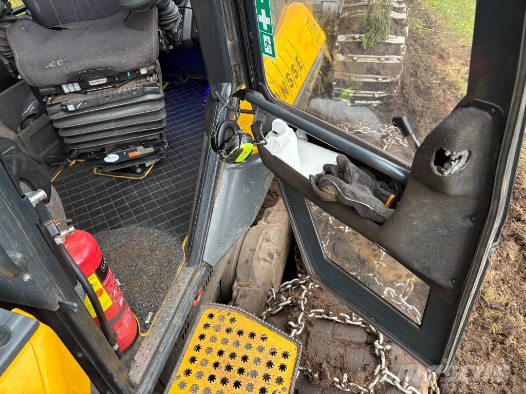Ponsse WISENT 8W Forwarder