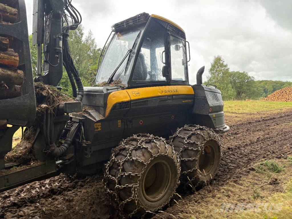 Ponsse WISENT 8W Forwarder