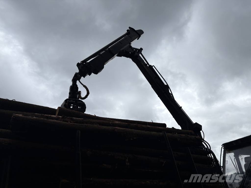 Ponsse WISENT 8W Forwarder