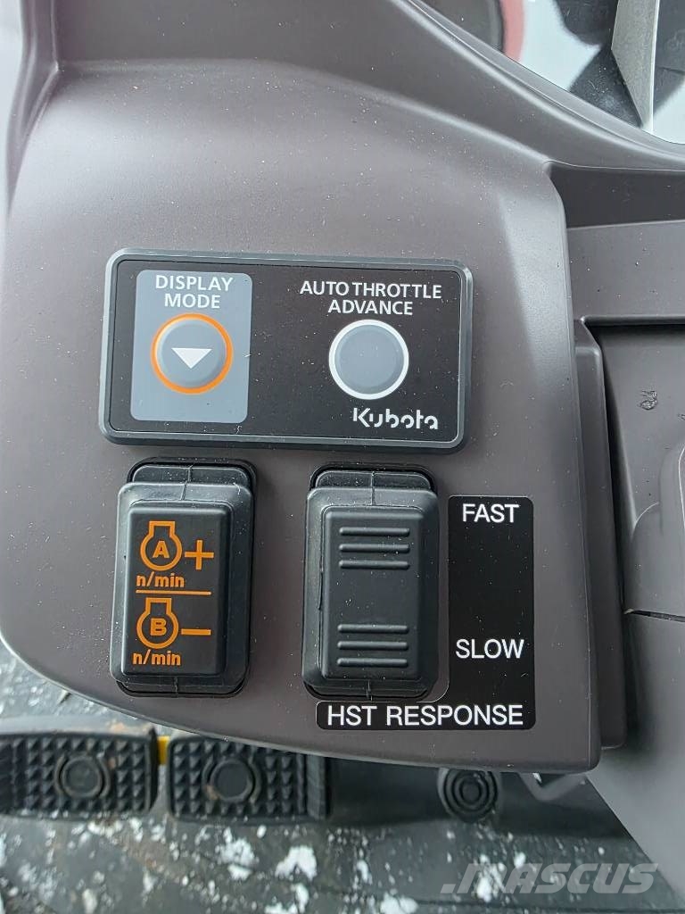Kubota L2-552 HST جرارات مدمجة