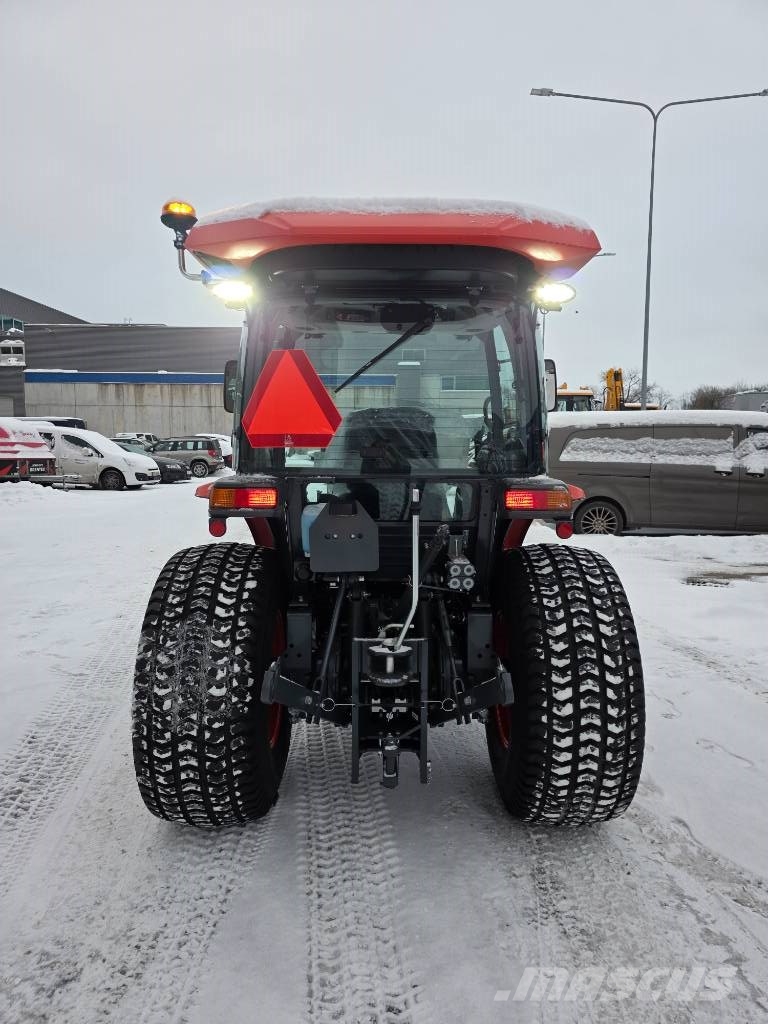 Kubota L2-552 HST جرارات مدمجة