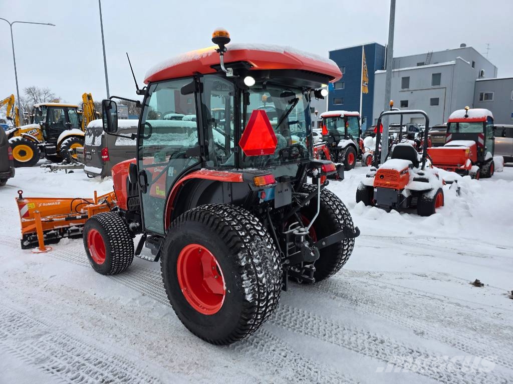 Kubota L2-552 HST جرارات مدمجة