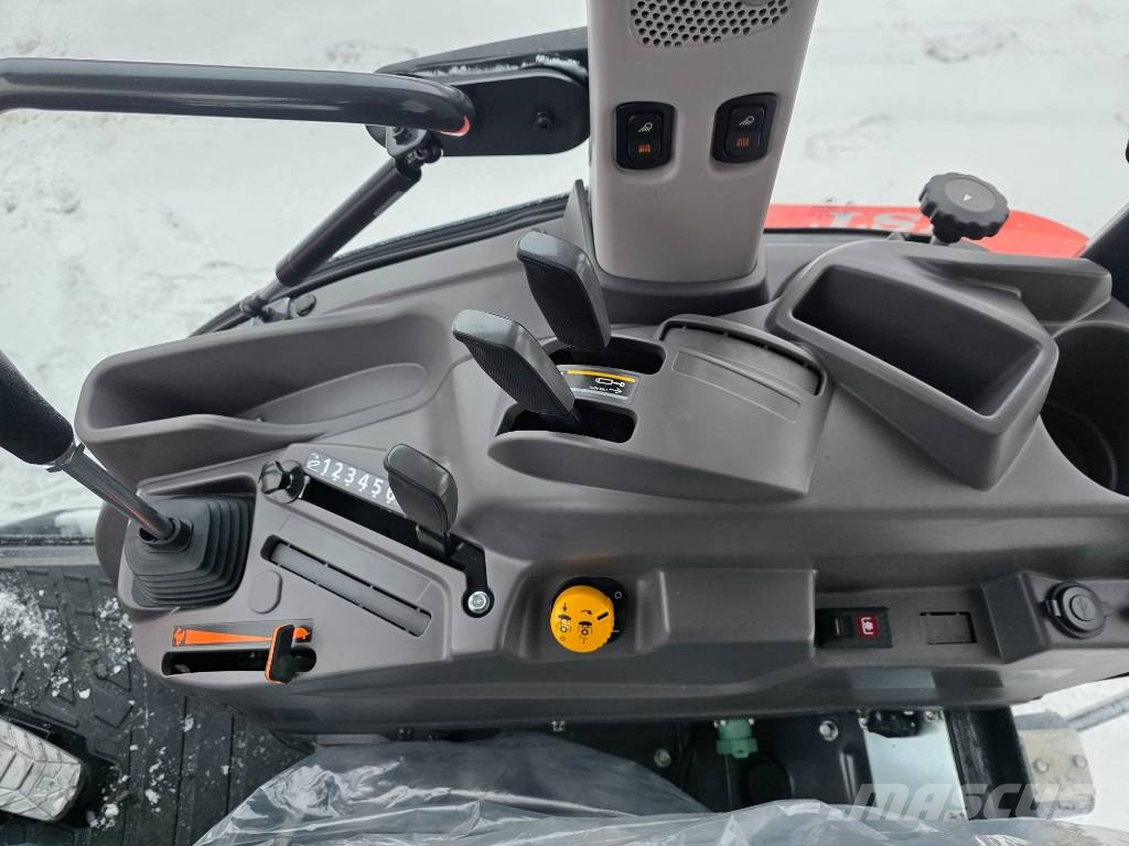 Kubota L2-552 HST جرارات مدمجة