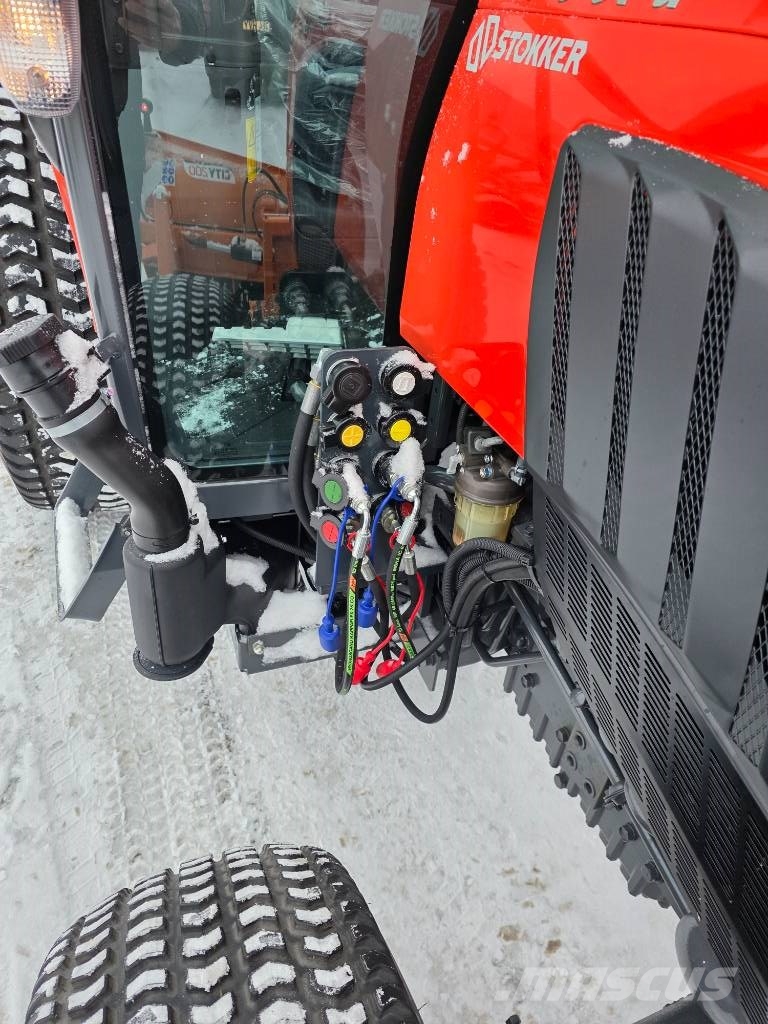 Kubota L2-552 HST جرارات مدمجة