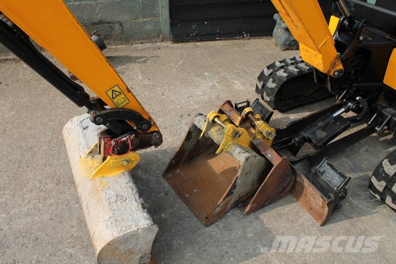 JCB 16 C-1 Mini pelle < 7t