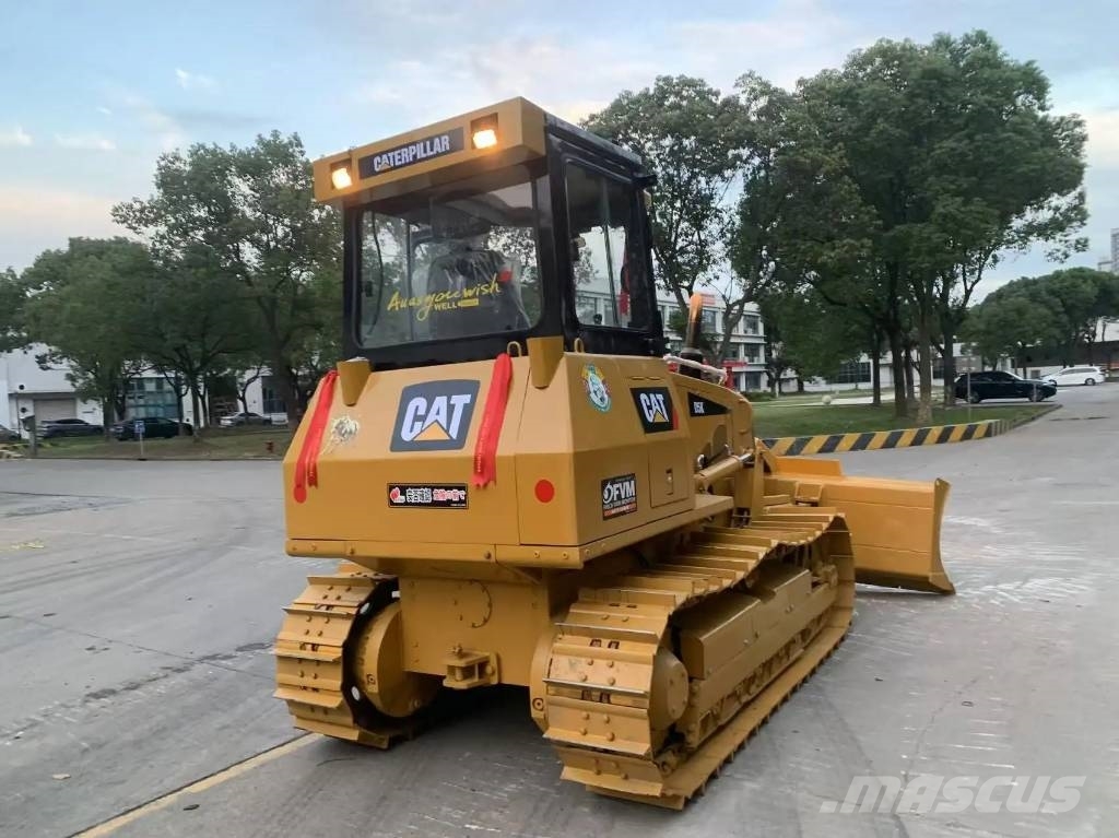 CAT D 5 K Μπουλντόζες με ερπύστριες