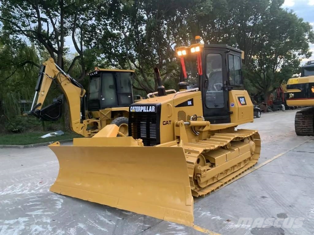 CAT D 5 K Μπουλντόζες με ερπύστριες