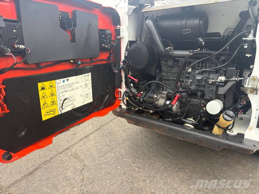 Bobcat S 450 (LOW HOURS - 2 SPEED) Skid steer mini nakladalci