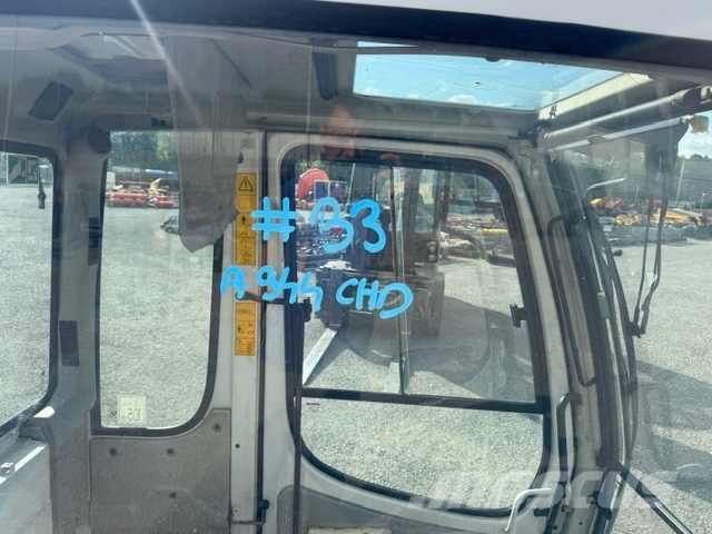 Liebherr USED CAB SERIE C كابينة والداخلية