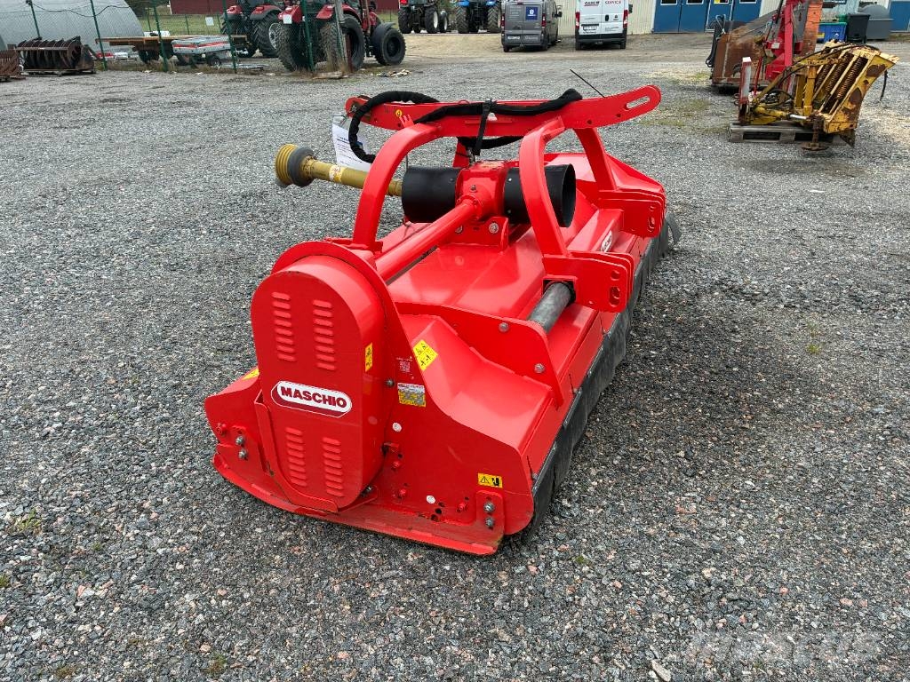Maschio Bufalo 300 Karjamaade niidukid / pealselõikurid