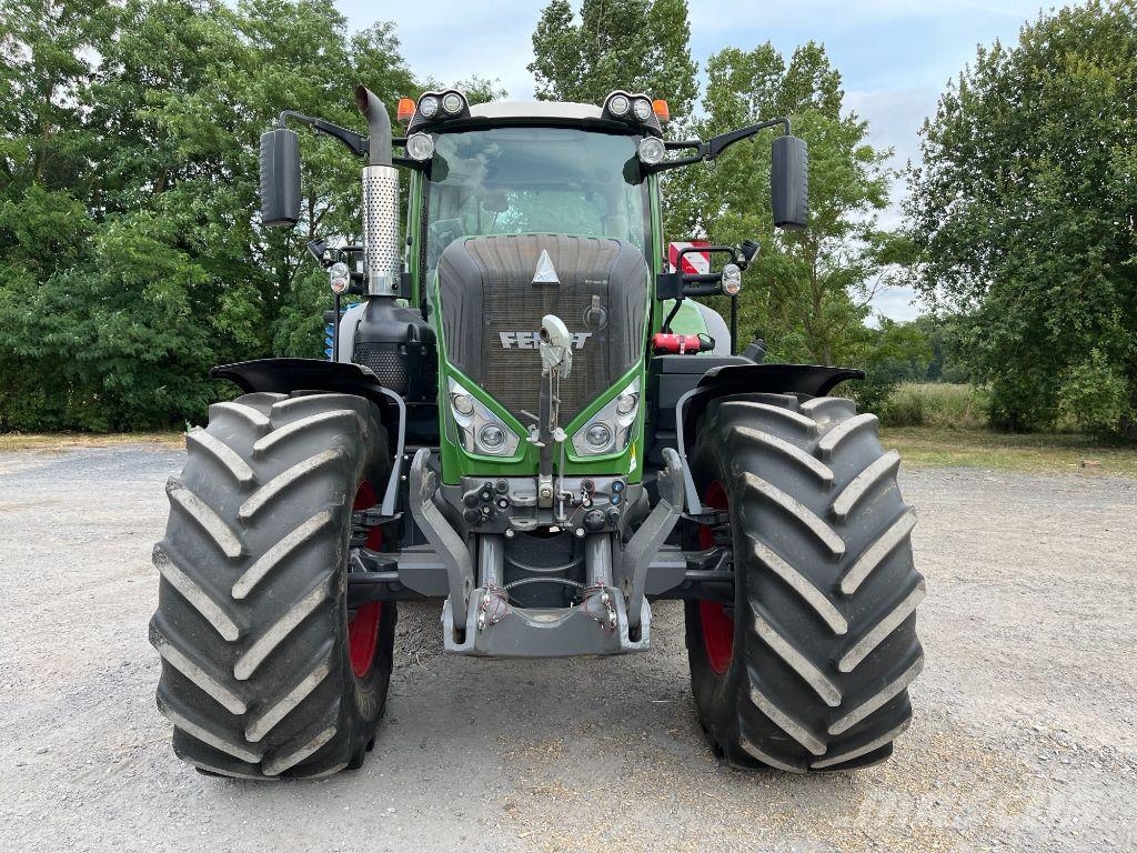 Fendt 826 VARIO PROFI + Traktorer