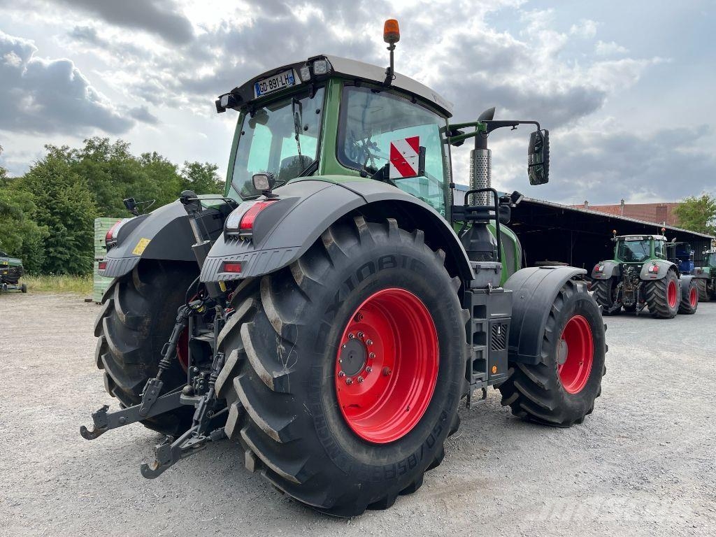 Fendt 826 VARIO PROFI + Traktorid