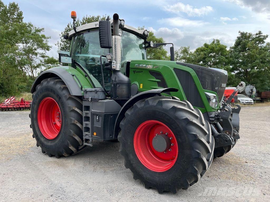 Fendt 826 VARIO PROFI + Traktorid