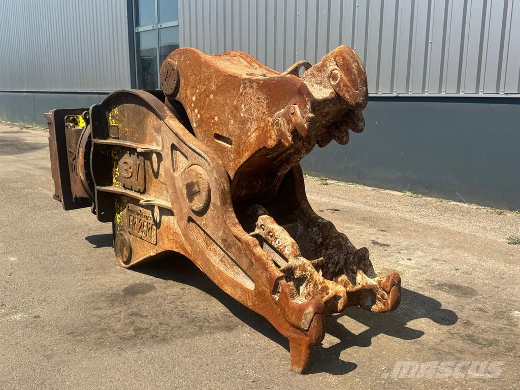 Trevibenne Pulveriser FR25 Vergruizers
