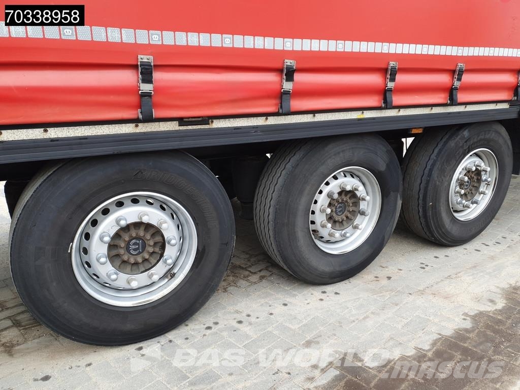 Krone SD Lift Axle MOT 03/27 Tentpoolhaagised