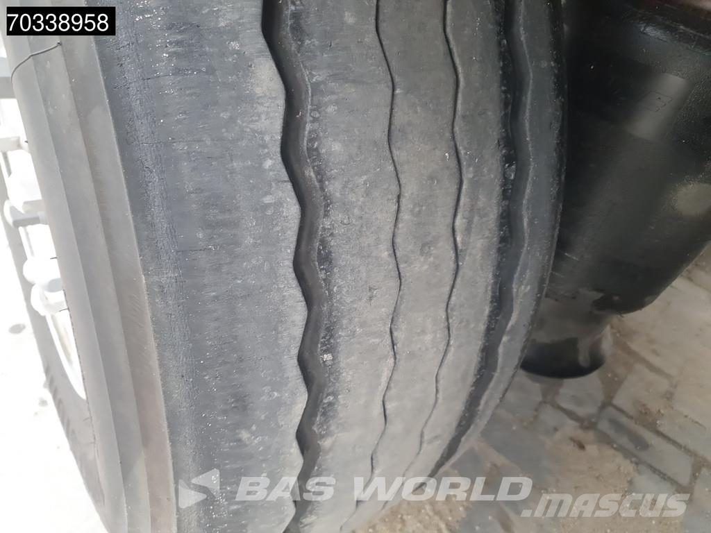 Krone SD Lift Axle MOT 03/27 Tentpoolhaagised