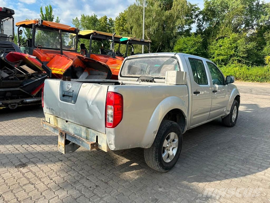 Nissan Navara D40 Kistehergépjárművek