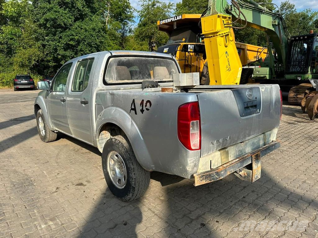 Nissan Navara D40 Kistehergépjárművek