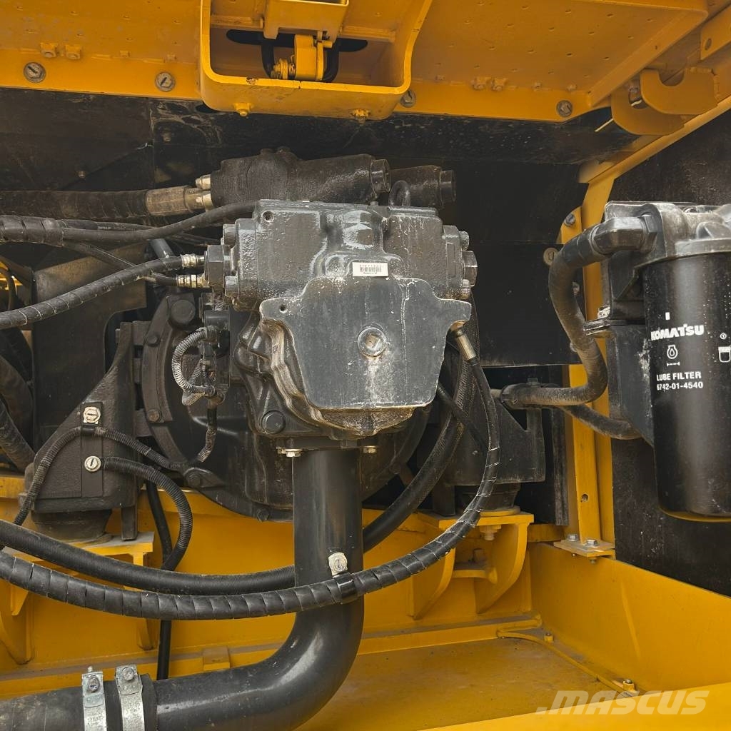Komatsu 350-8 Εκσκαφείς με ερπύστριες
