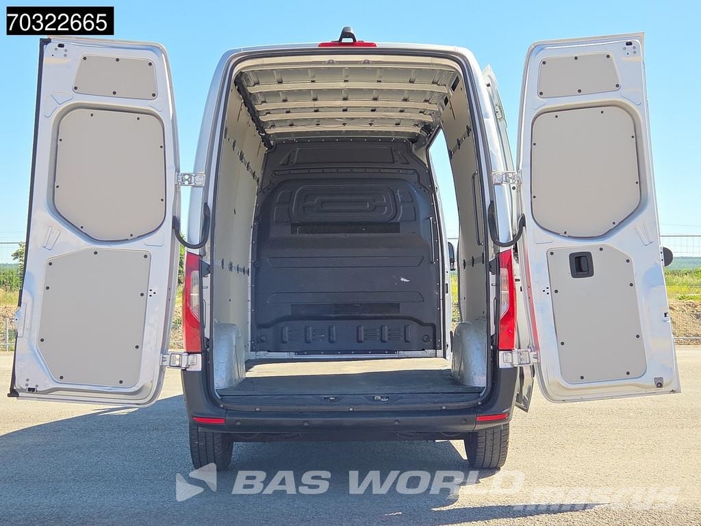 Mercedes-Benz Sprinter 215 CDI Automatik 150PS L2H2 Klima Kamera Pakettiautot