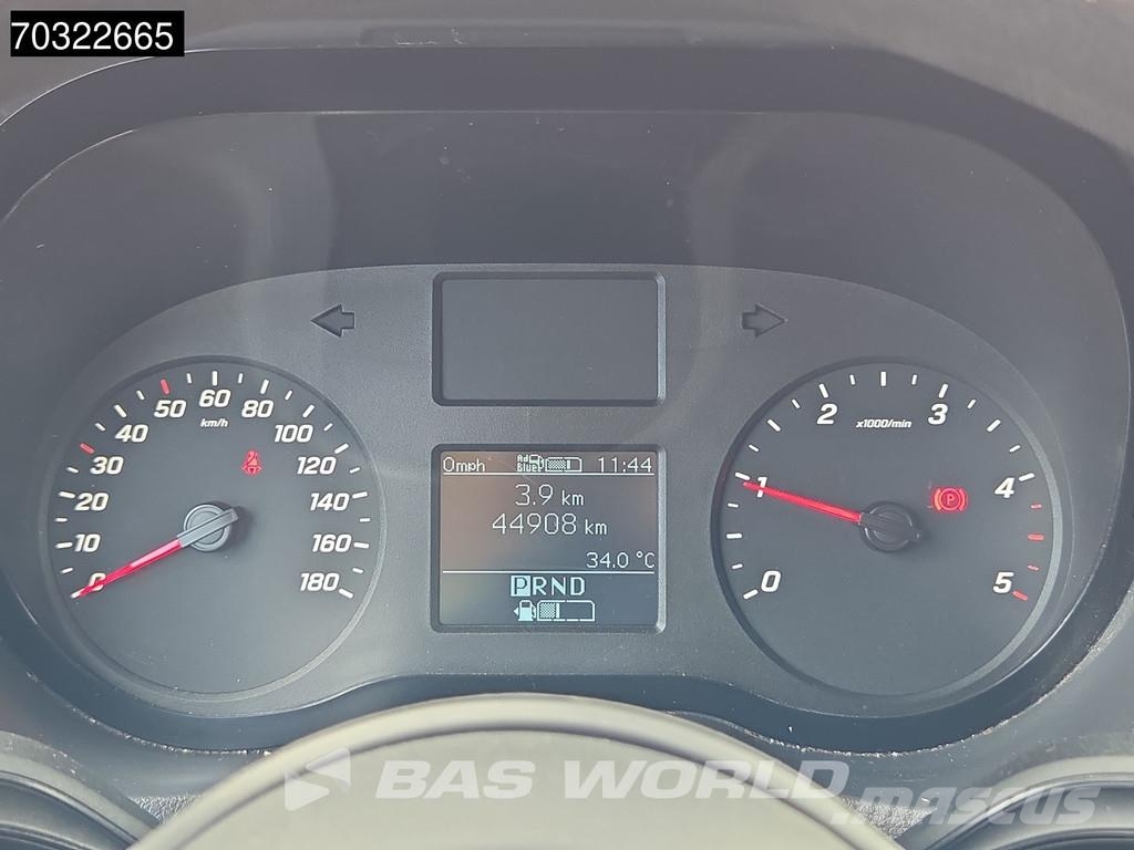 Mercedes-Benz Sprinter 215 CDI Automatik 150PS L2H2 Klima Kamera Panel vans