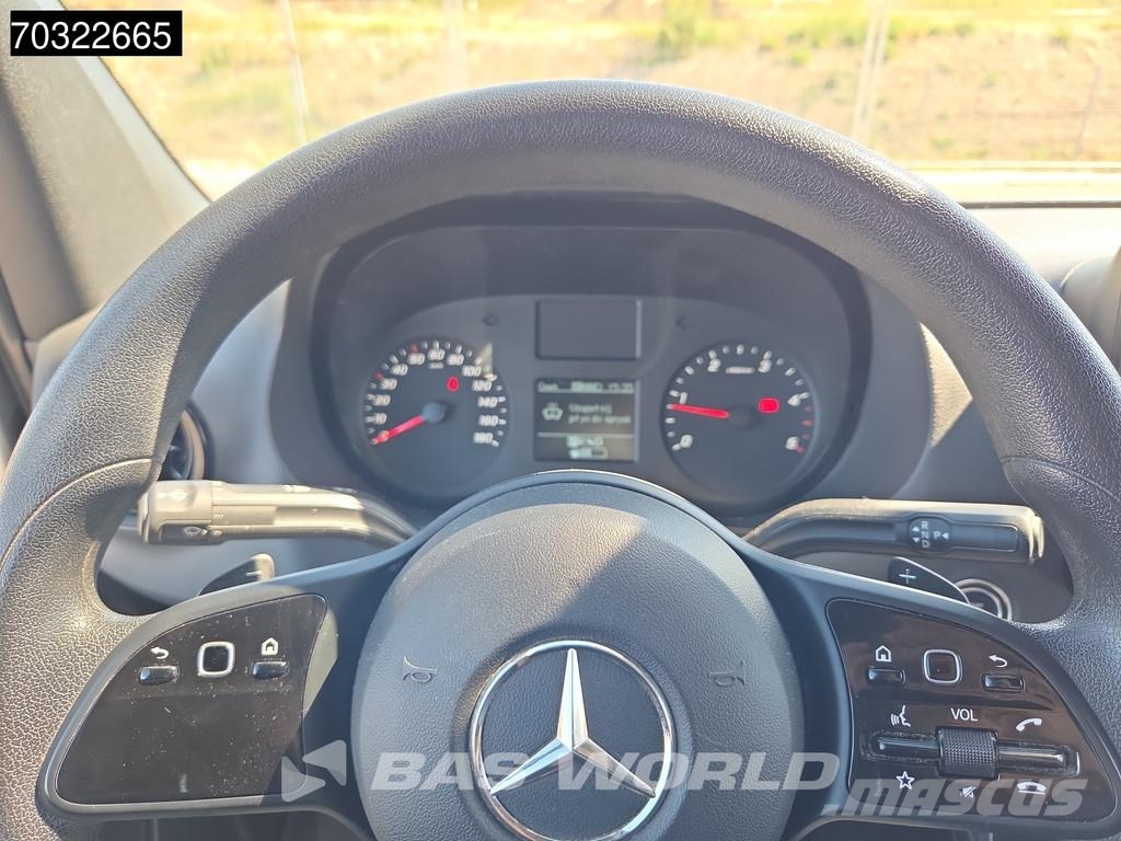 Mercedes-Benz Sprinter 215 CDI Automatik 150PS L2H2 Klima Kamera Pakettiautot