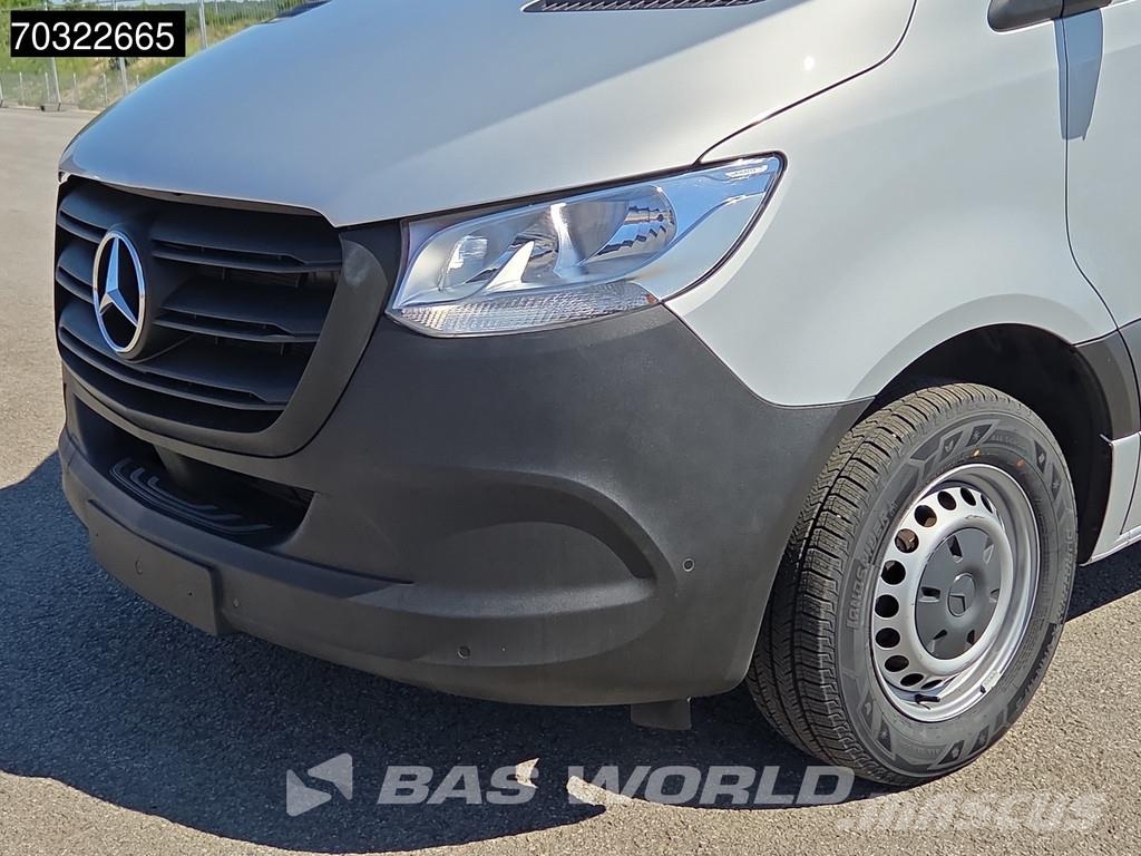 Mercedes-Benz Sprinter 215 CDI Automatik 150PS L2H2 Klima Kamera Pakettiautot