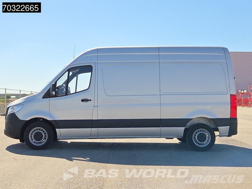 Mercedes-Benz Sprinter 215 CDI Automatik 150PS L2H2 Klima Kamera Pakettiautot