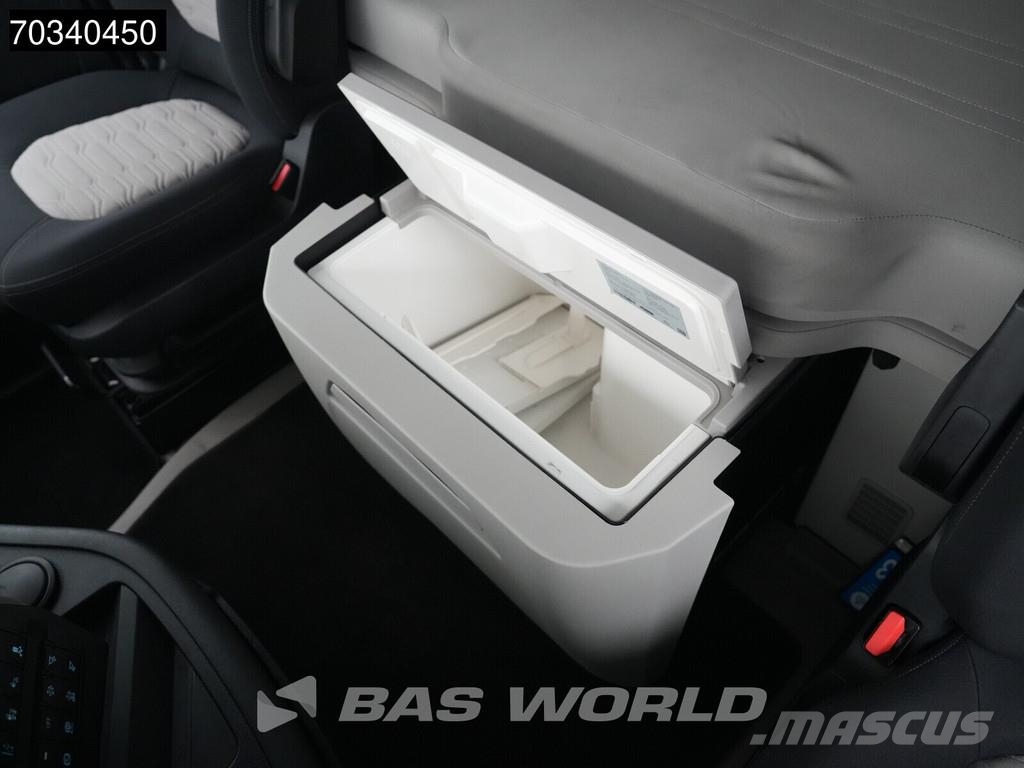 Ford F-Max 500 4X2 Retarder 2xTanks Standklima ACC Navi Тягачі