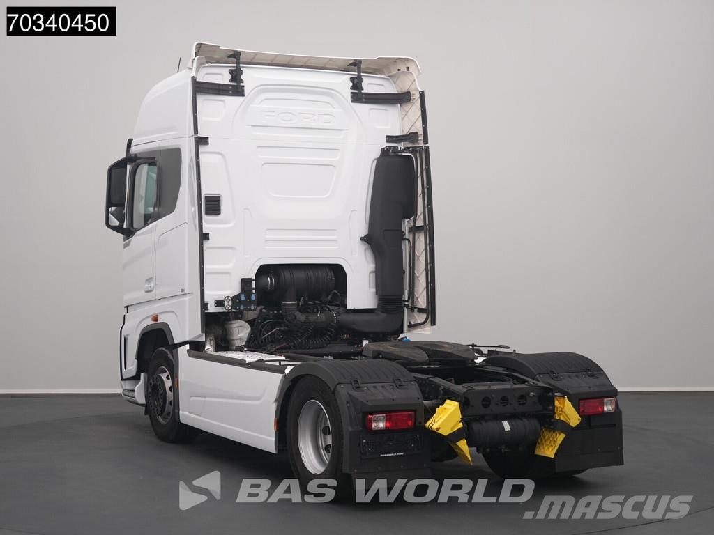 Ford F-Max 500 4X2 Retarder 2xTanks Standklima ACC Navi Тягачі