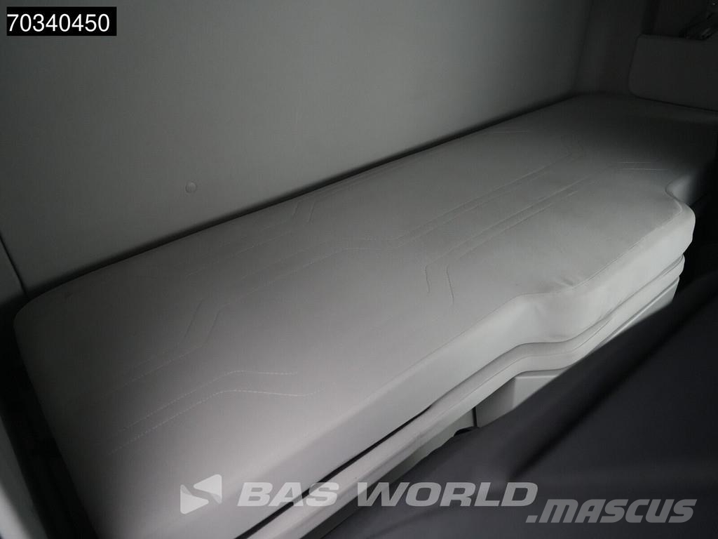 Ford F-Max 500 4X2 Retarder 2xTanks Standklima ACC Navi Тягачі