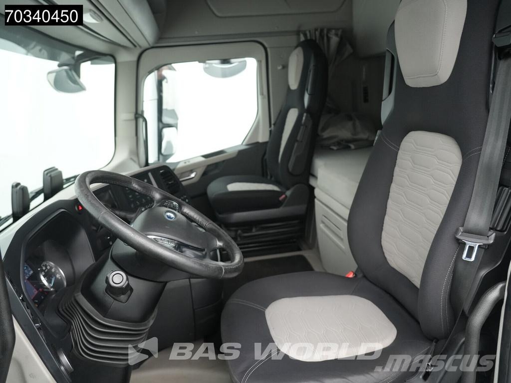 Ford F-Max 500 4X2 Retarder 2xTanks Standklima ACC Navi Тягачі