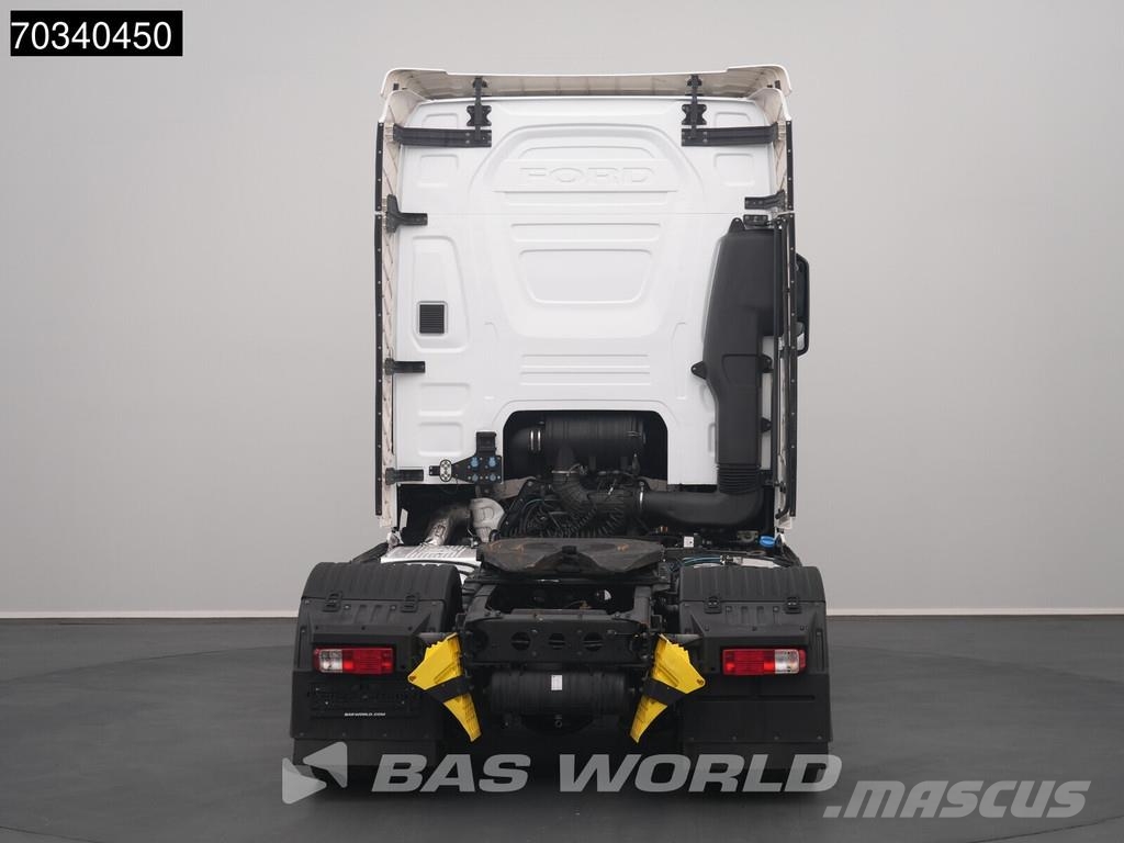 Ford F-Max 500 4X2 Retarder 2xTanks Standklima ACC Navi Тягачі