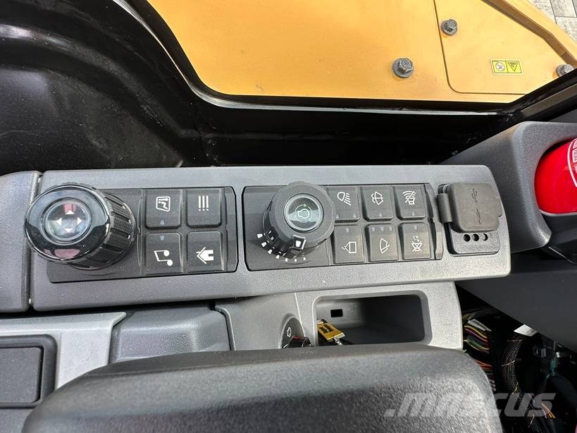 CAT 302.7 CR Mini excavadoras < 7t