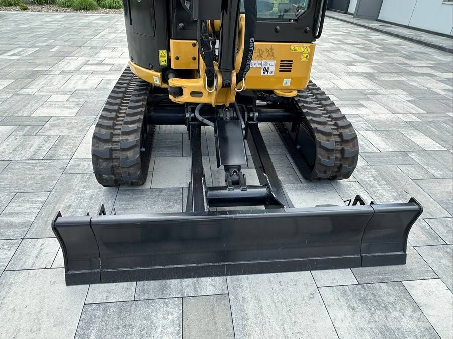 CAT 302.7 CR Mini excavadoras < 7t