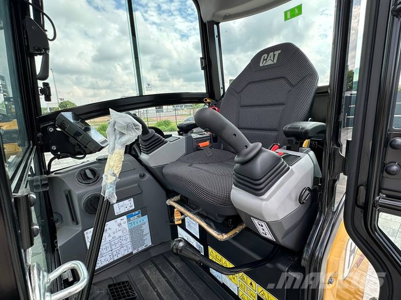 CAT 302.7 CR Mini excavadoras < 7t