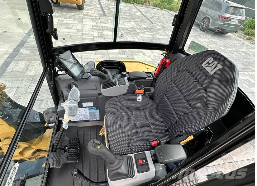 CAT 302.7 CR Mini excavadoras < 7t