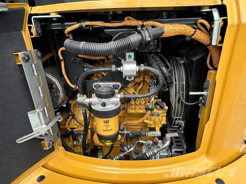 CAT 302.7 CR Mini excavadoras < 7t
