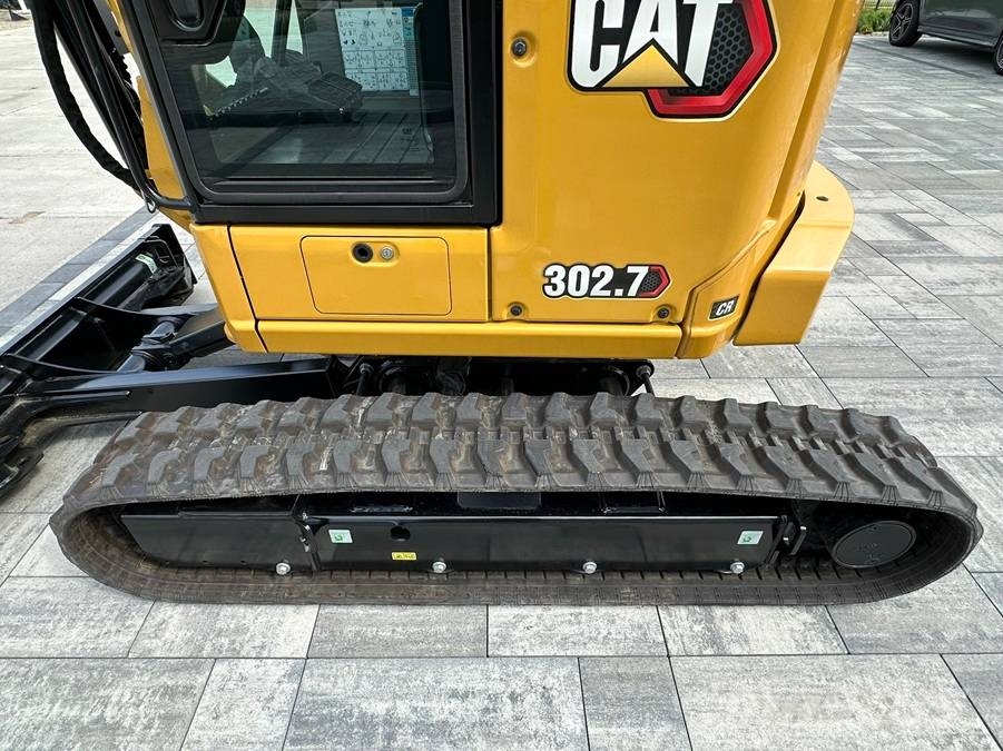 CAT 302.7 CR Mini excavadoras < 7t