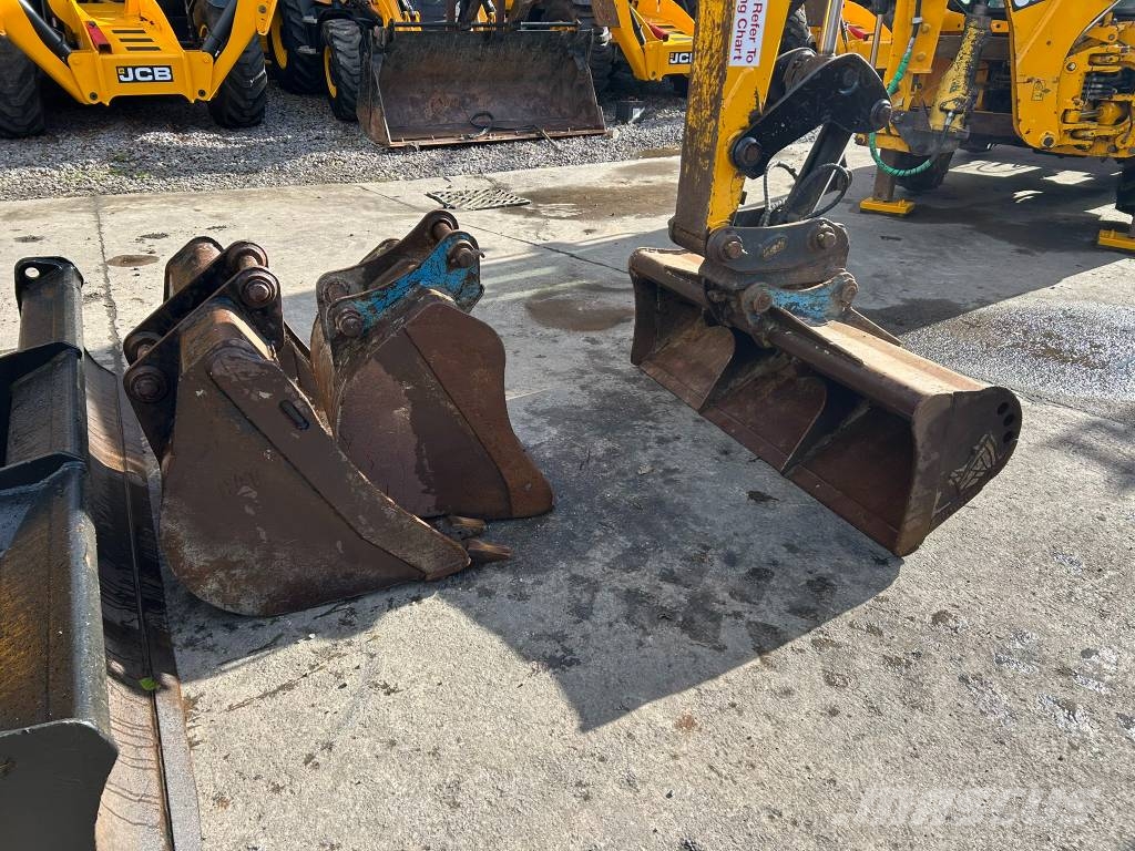 JCB 8085 ZTS Midibagger 7t - 12t