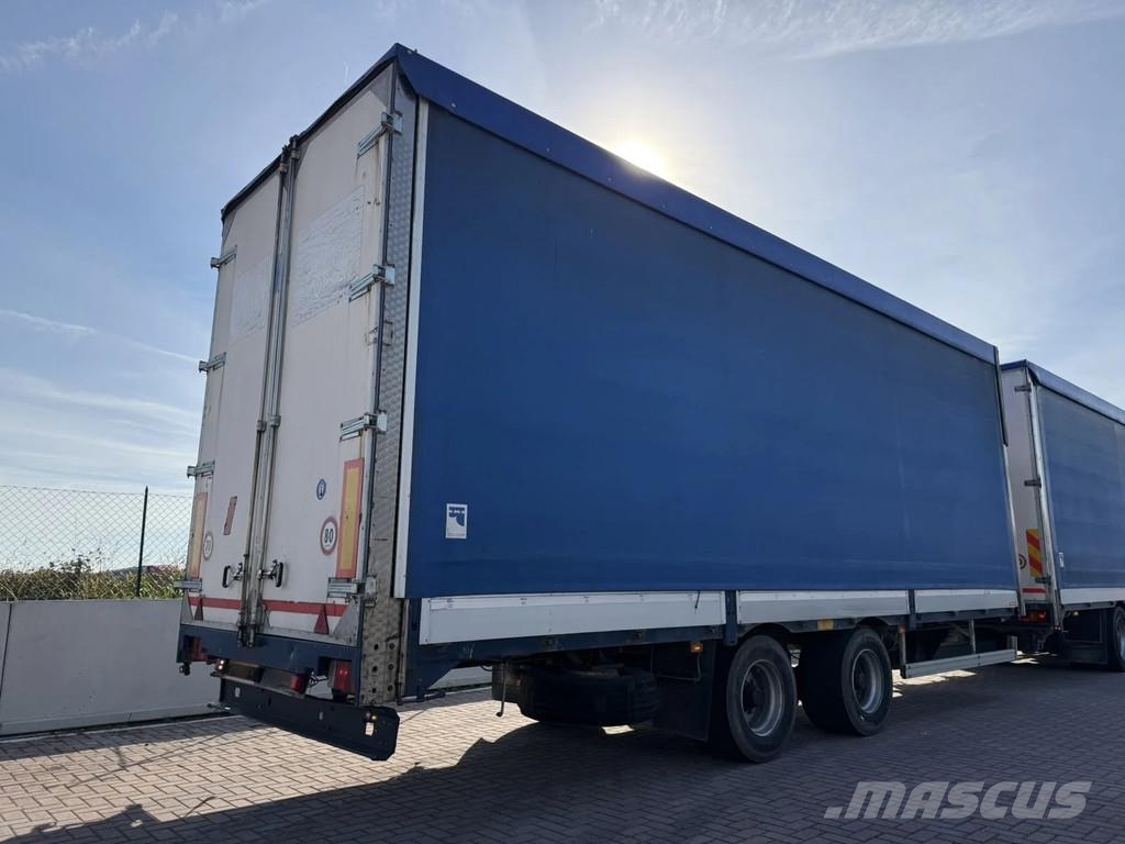 OMAR 20W82P Pritsche 8.20m mit Plane Plataforma plana/laterales abatibles