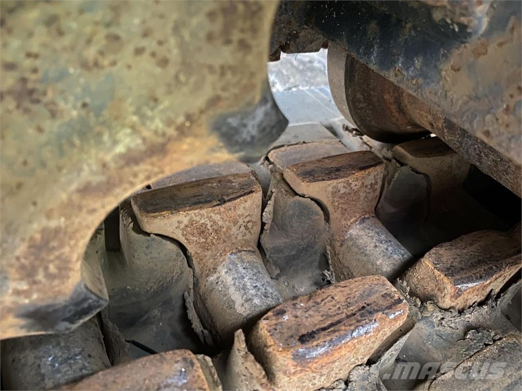 Yanmar VIO80-1A Kolesové rýpadlá