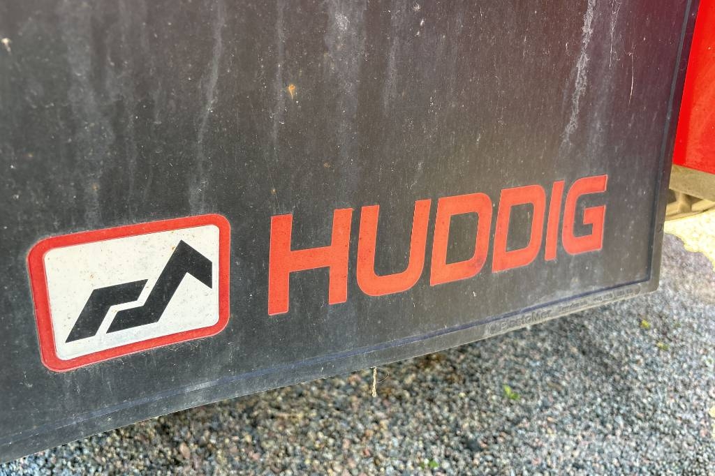 Huddig 1060C, Bra skick, Nya Däck Grävlastare