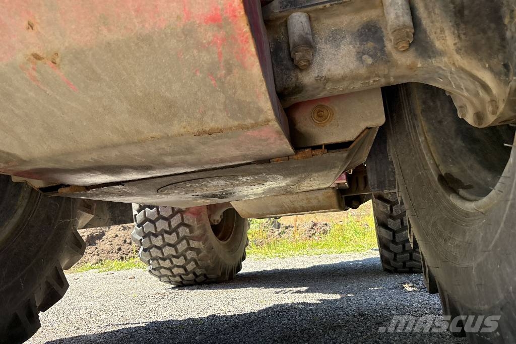 Huddig 1060C, Bra skick, Nya Däck Grävlastare