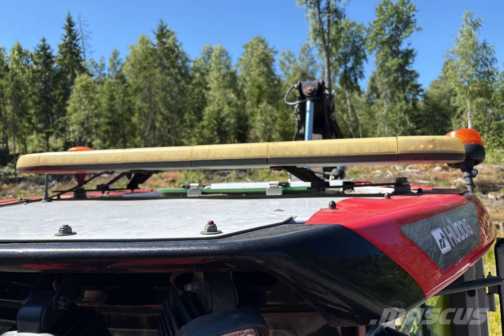 Huddig 1060C, Bra skick, Nya Däck Grävlastare